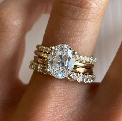 Conjunto de Anillos Brillantes con Zircón Vintage