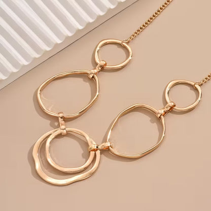 Collar de Colgante Inspirado en la Elegancia Vintage