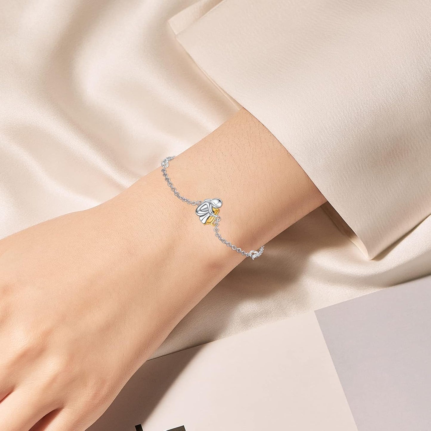 Pulsera Ajustable de la Suerte – Simple y Encantadora