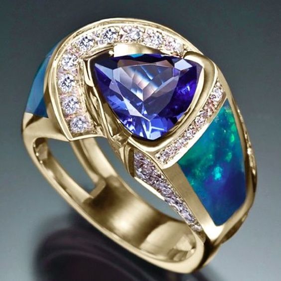 Anillo Vintage en Cristal Azul Océano