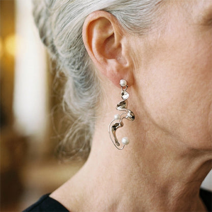 Pendientes vintage abstractos en plata con perlas