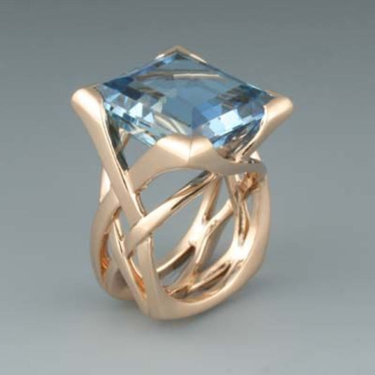 Anillo Vintage en Oro Rosa con Zircón Azul