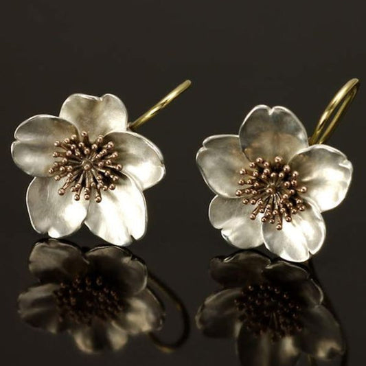 Pendientes Vintage de Plata y Oro con Motivos Florales