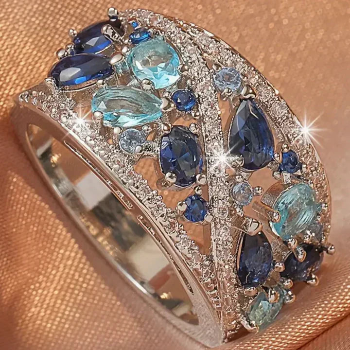 Anillo Vintage con Zircón Azul