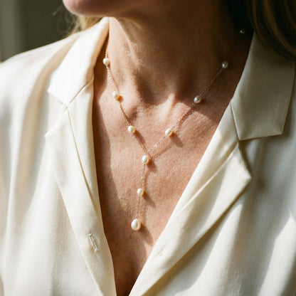 Collar Vintage con Colgante de Perlas