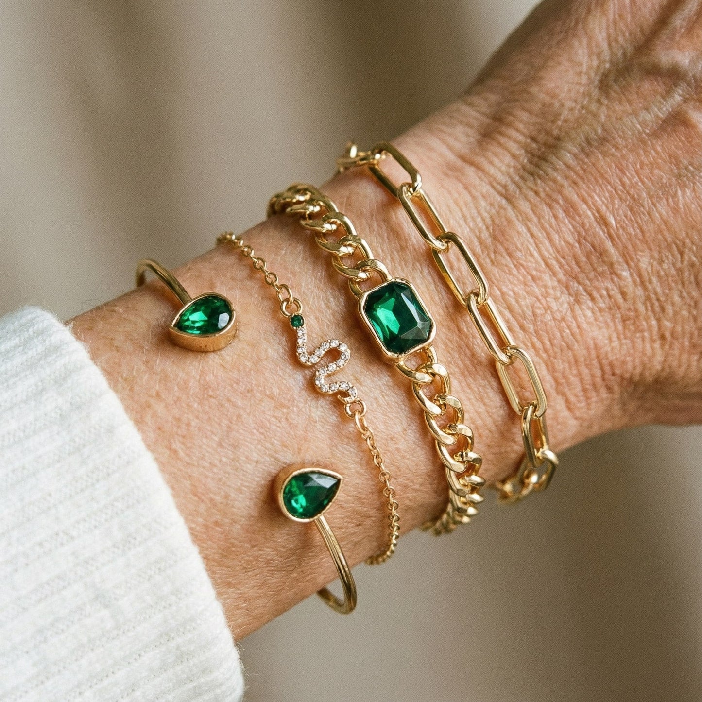 Conjunto de Pulseras con Cristales Verdes