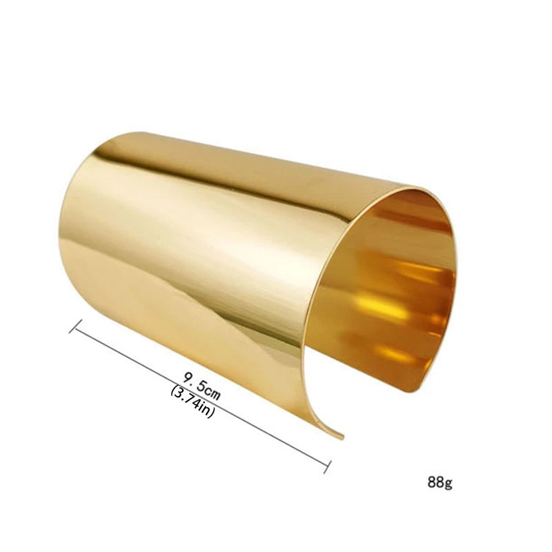 Pulsera abierta de mujer con formas geométricas