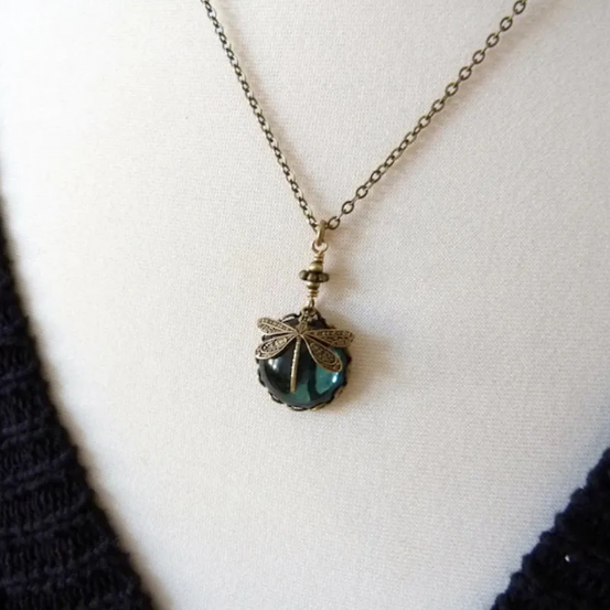 Colador Retro Libélula Verde Cristal