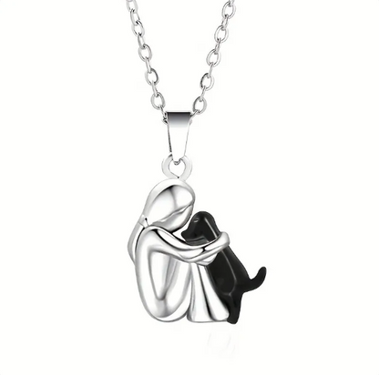 Colador con Niña y Perro Abrazados