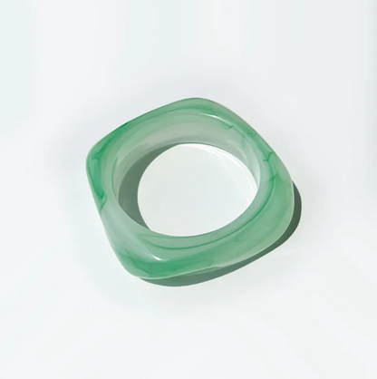 Pulsera Cuadrada Colorida en Acrílico