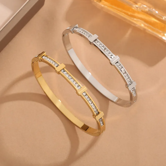 Pulsera Abierta Geométrica Simple con Dos Capas de Circonita