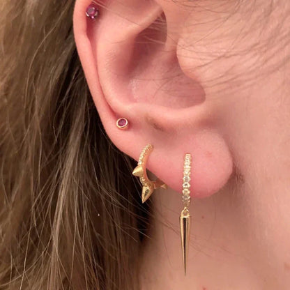 Pendientes de aro de plata de ley 925 con estilo de tachuelas puntiagudas