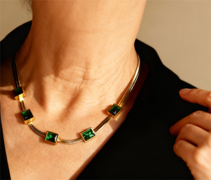 Collar Vintage de Zircón Verde