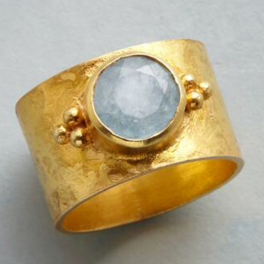 Anillo Vintage con Piedra de Luna Dorada