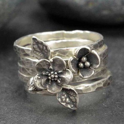 Anillo Vintage en Capas con Flor de Plata
