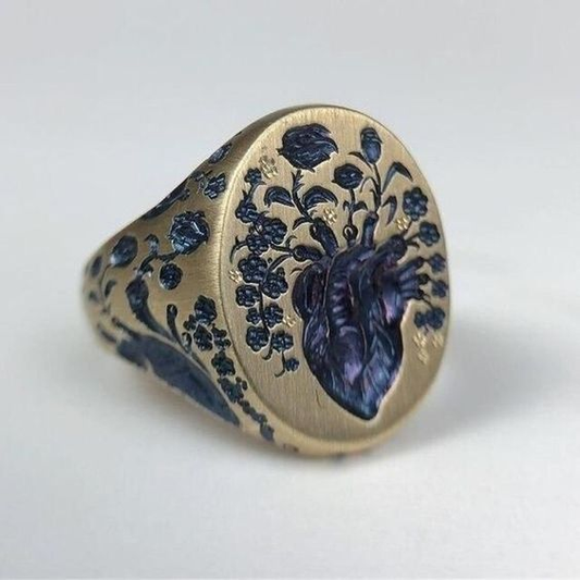 Anillo Vintage con Flor Azul en Oro