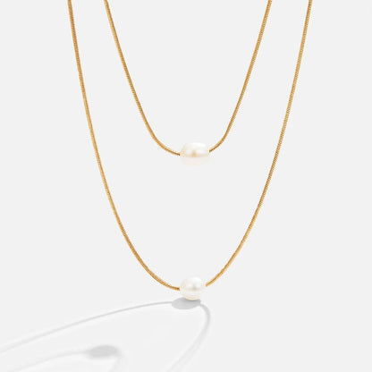 Collar de perlas de agua dulce en capas