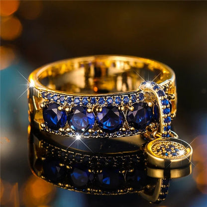 Anillo Antiguo en Oro y Cristal Azul